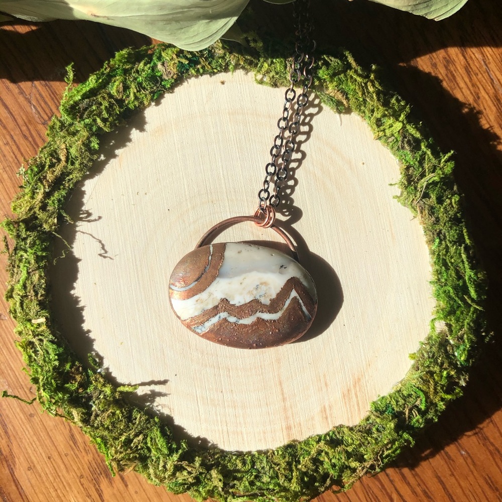 •sold• opal crystal necklace mountains handmade